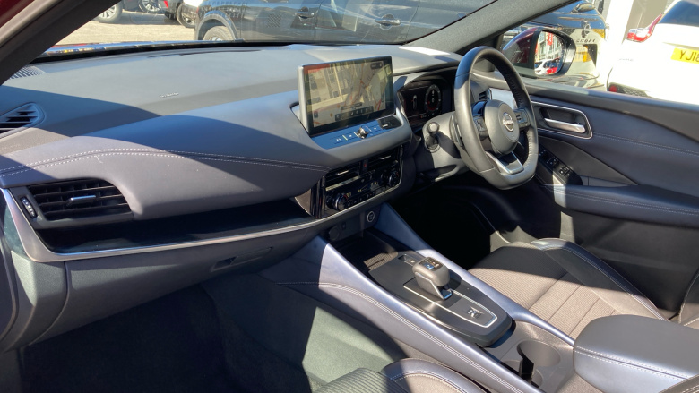 Nissan Qashqai 1.3 DiG-T MH 158 Tekna 5dr Xtronic Petrol Hatchback